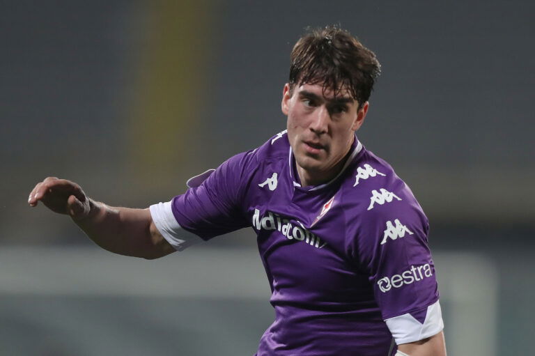 FLORENCE, ITALY - FEBRUARY 05: Dusan Vlahovic of ACF Fiorentina looks on during the Serie A match between ACF Fiorentina and FC Internazionale at Stadio Artemio Franchi on February 05, 2021 in Florence, Italy.