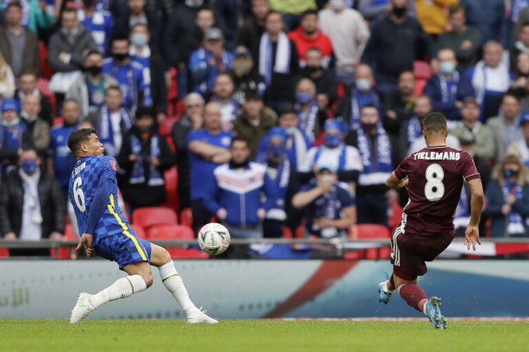 LONDON, ENGLAND - MAY 15: Youri Tielemans of Leicester City scores their side's first goal during The Emirates FA Cup Final match between Chelsea and Leicester City at Wembley Stadium on May 15, 2021 in London, England.