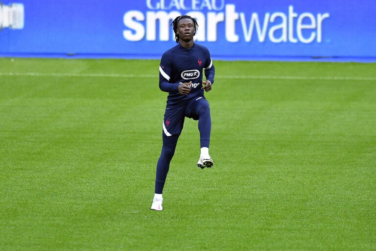 PARIS, FRANCE - OCTOBER 10: Eduardo Camavinga warms up during a France soccer team training session at Stade de France on October 10, 2020 in Paris, France. (Photo by Aurelien Meunier/Getty Images)