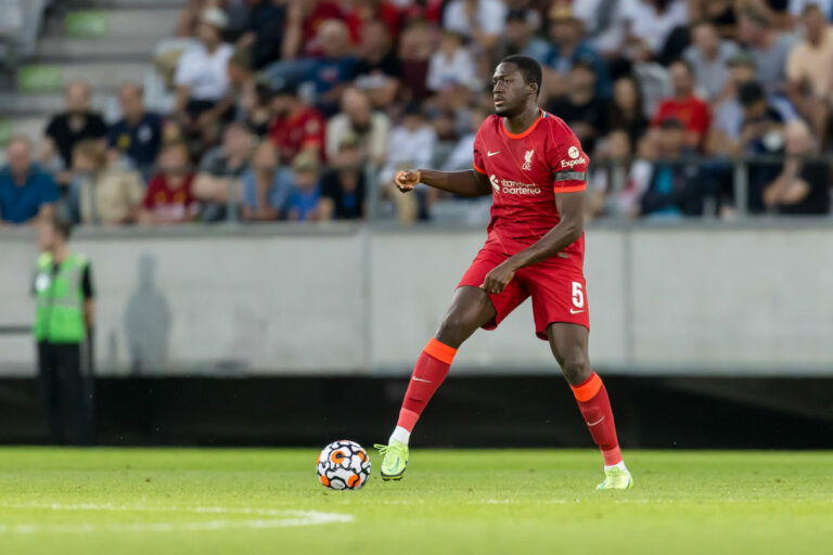INNSBRUCK, AUSTRIA - JULY 29: (BILD ZEITUNG OUT) Ibrahima Konate of Liverpool FC controls the ball during the Pre-Season Friendly match between Hertha BSC and FC Liverpool at Tivoli Stadion Tirol on July 29, 2021 in Innsbruck, Austria. (Photo by Roland Krivec/DeFodi Images/Roland Krivec/DeFodi Images via Getty Images)