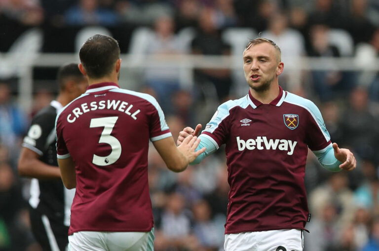 NEWCASTLE UPON TYNE, ENGLAND - AUGUST 15: Aaron Cresswell and Jarrod Bowen of West Ham United celebrate their side's first goal during the Premier League match between Newcastle United and West Ham United at St. James Park on August 15, 2021 in Newcastle upon Tyne, England. (Photo by Ian MacNicol/Getty Images)