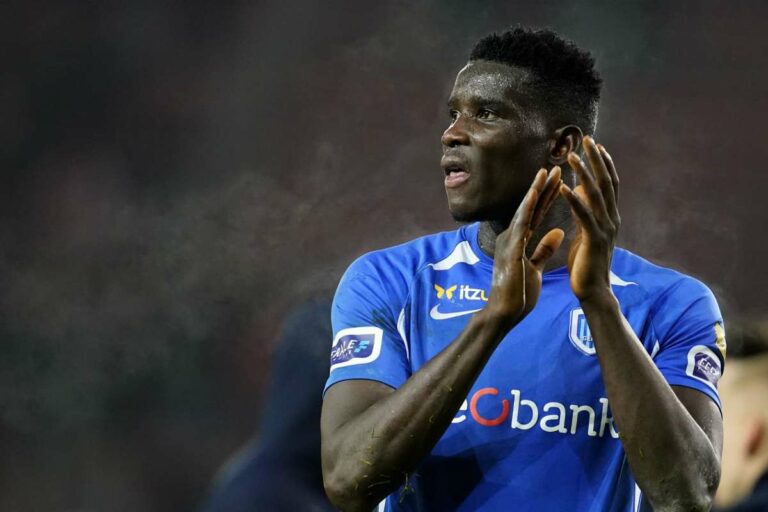 paul-onuachu-genk-2019-20_vaoi3aacn1na1adpok8vavuzh