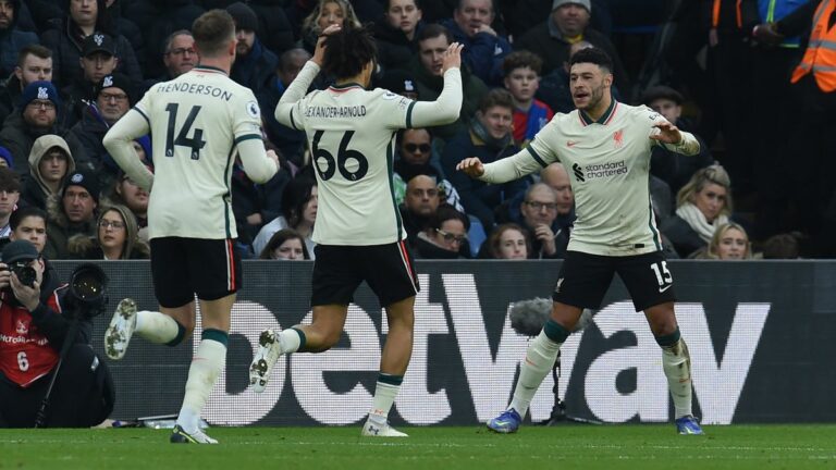 Alex Oxlade-Chamberlain, Trent Alexander-Arnold and Jordan Henderson Crystal Palace Selhurst Park Premier League