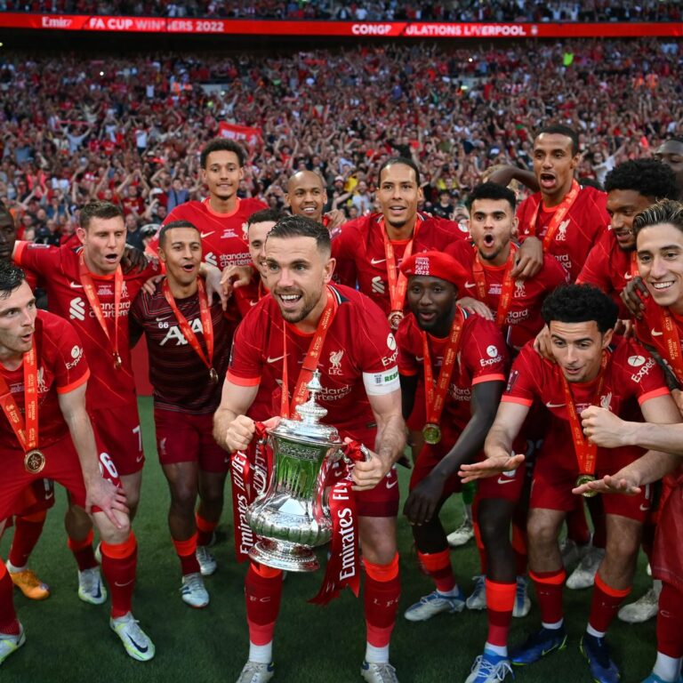 0_GettyImages-1397241119