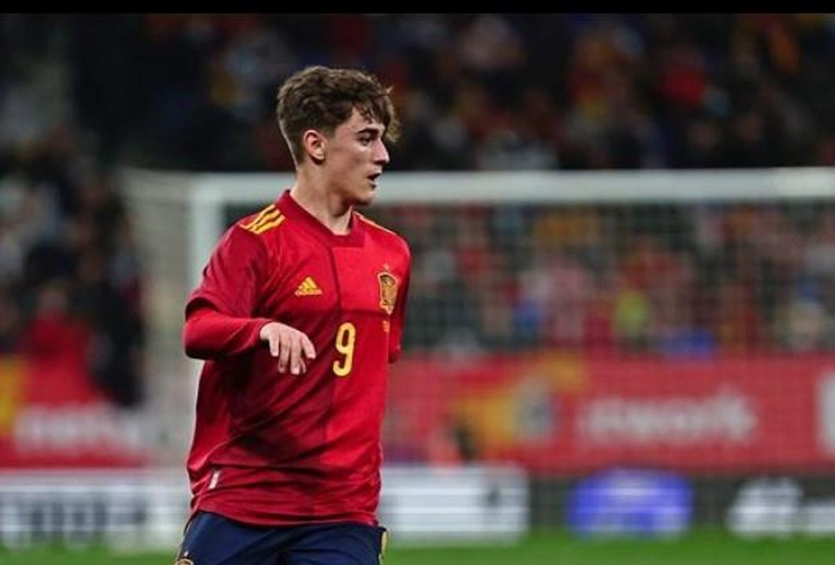 Liverpool ready to trigger €50million exit clause to sign Gavi