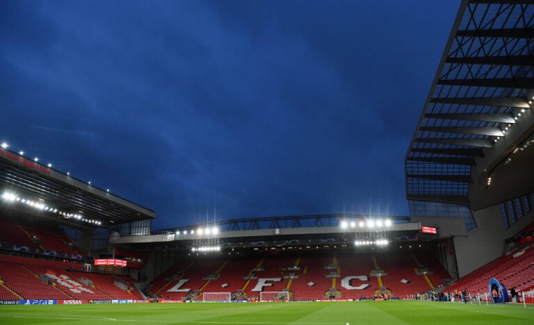 FUSSBALL CHAMPIONS LEAGUE SAISON 2018 2019 ACHTELFINAL HINSPIEL FC Liverpool FC Bayern Muenchen 19