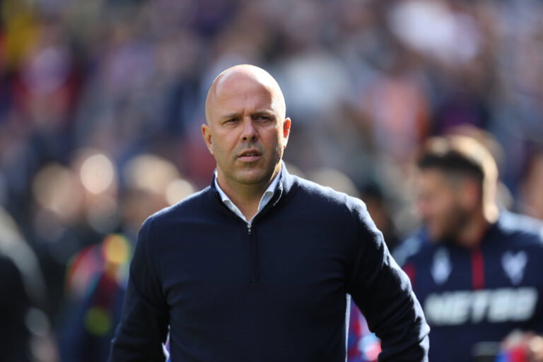 Arne Slot will have to play a new backup for Mohamed Salah