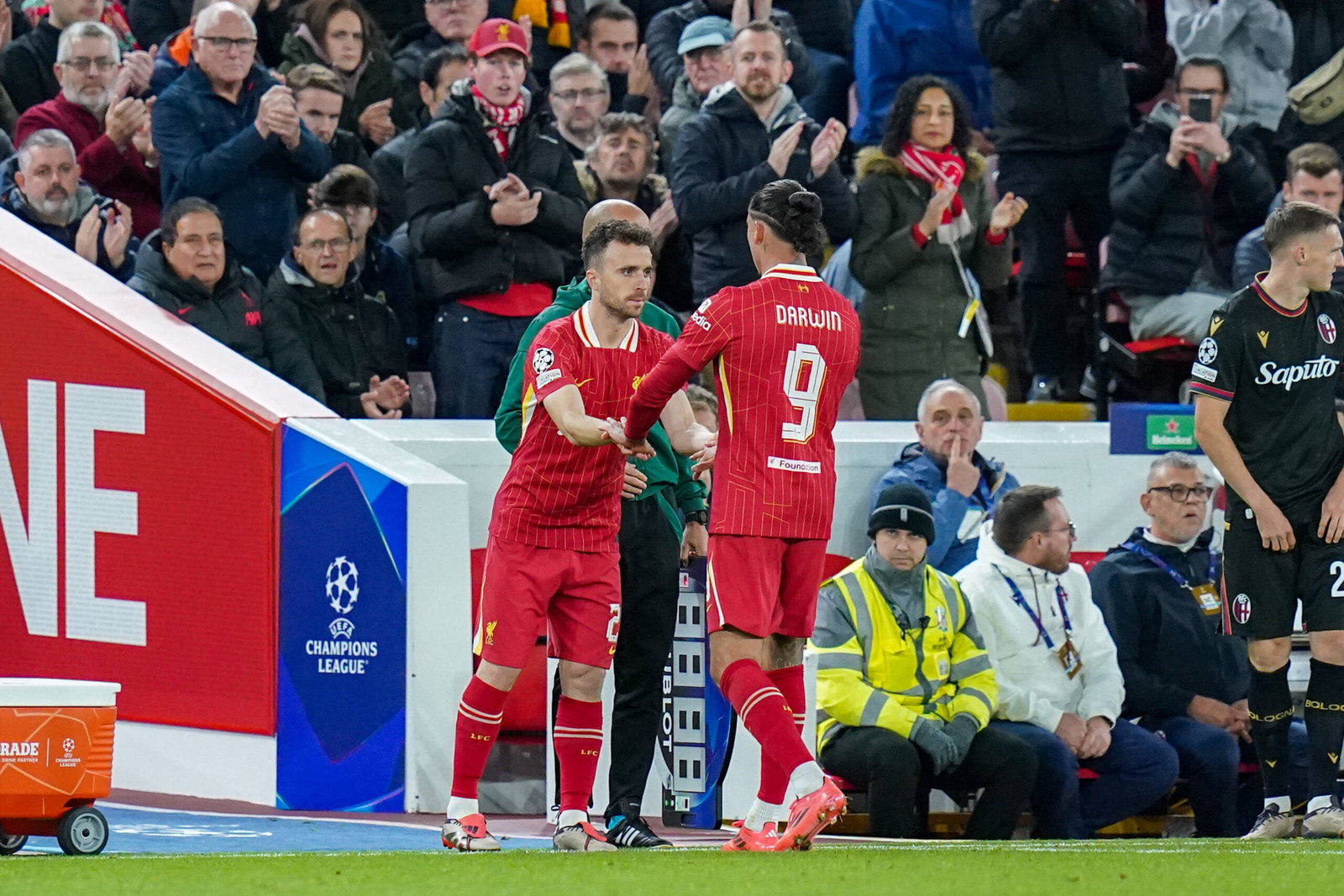 Liverpool FC v Bologna FC Liverpool forward Darwin Nunez (9) is replaced by Liverpool forward Diogo Jota (20) during the