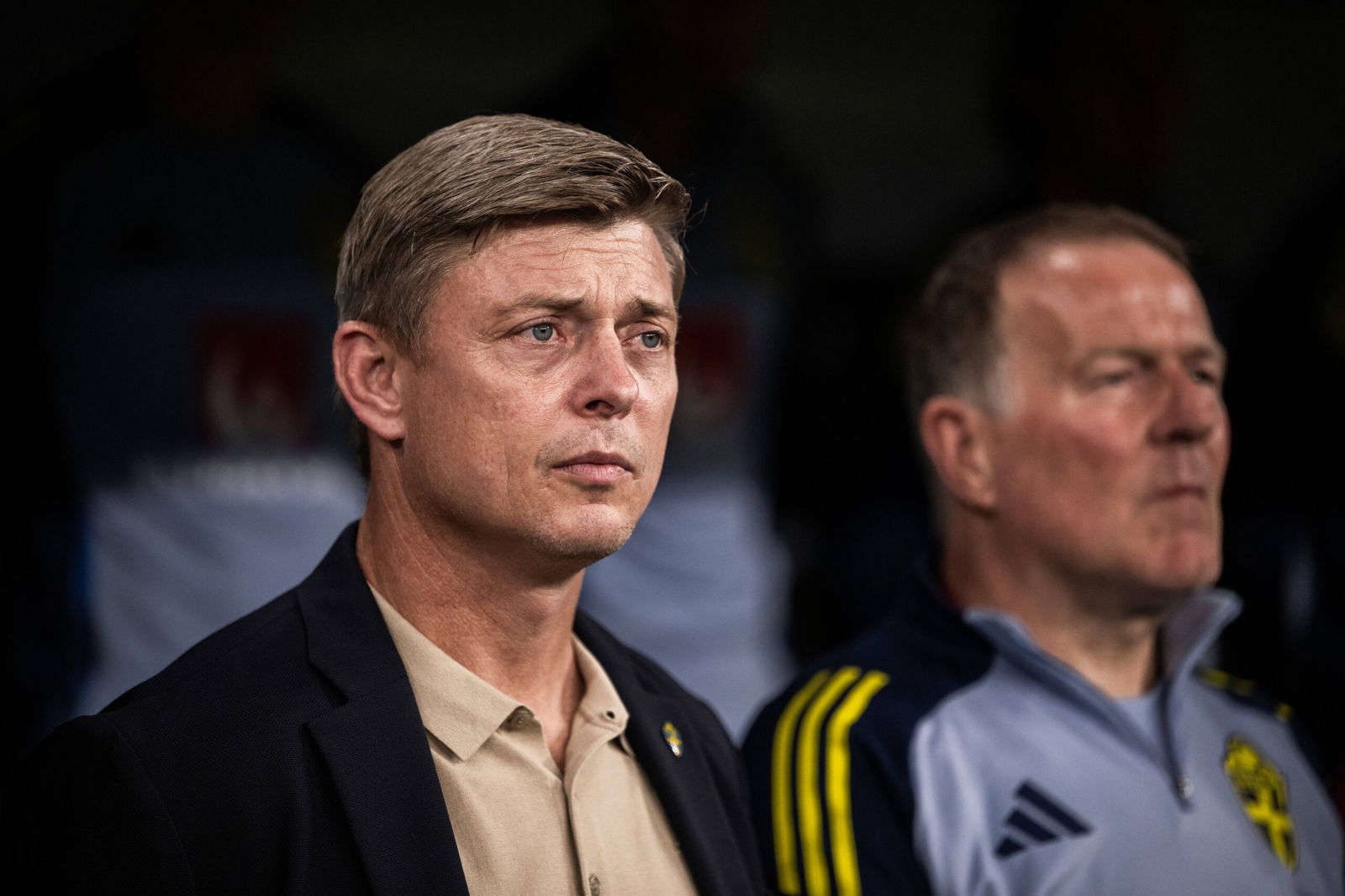 Jon Dahl Tomsson benches Alexander Isak in Sweden's opener against Slovenia (Credits: Imago Images)