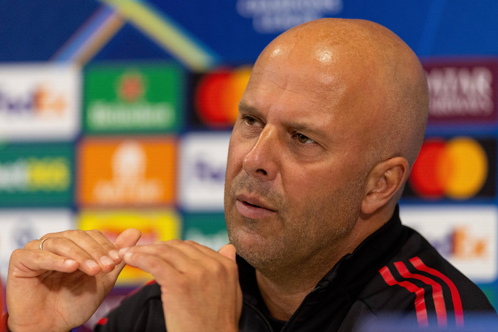 Arne Slot might need to change his January plans (Credits: Imago Images)