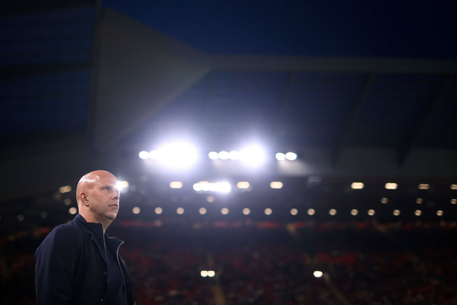 Arne Slot speaks before the Merseyside Derby (Credits: Imago Images)