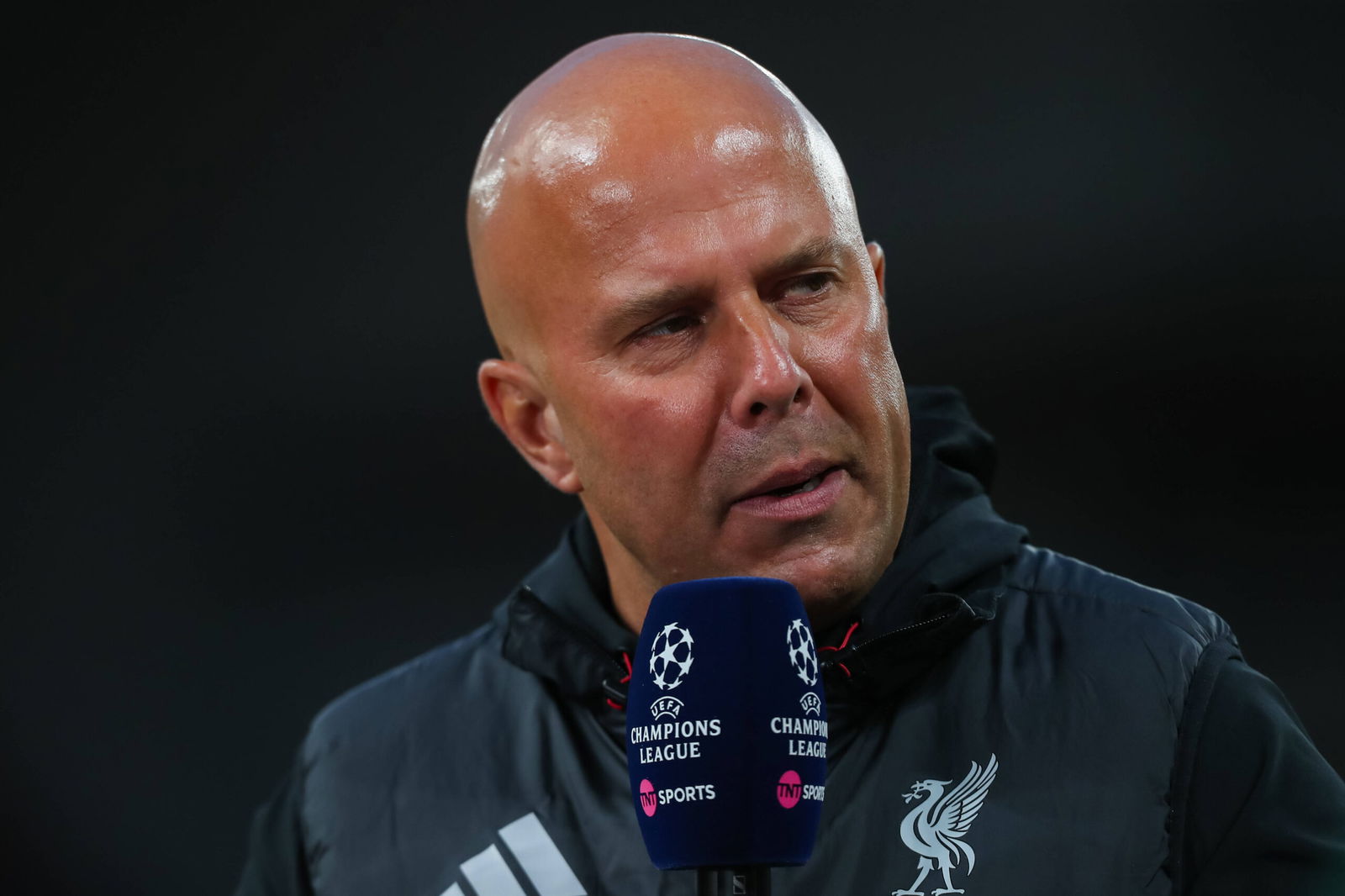 Arne Slot will be rotating players following a tiring week (Credits: Imago Images)