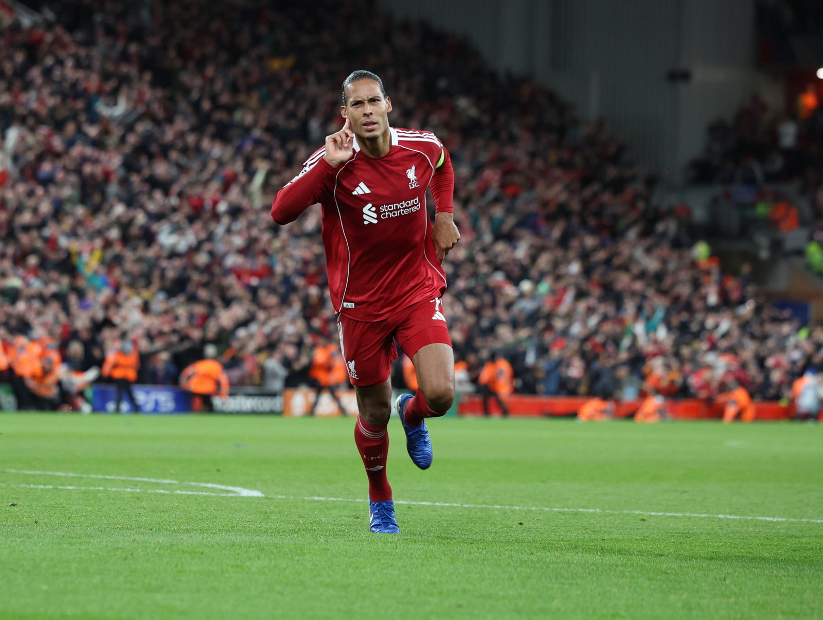 Slot expects players like Virgil van Dijk to guide the new players through the derby experience (Credits: Imago Images)