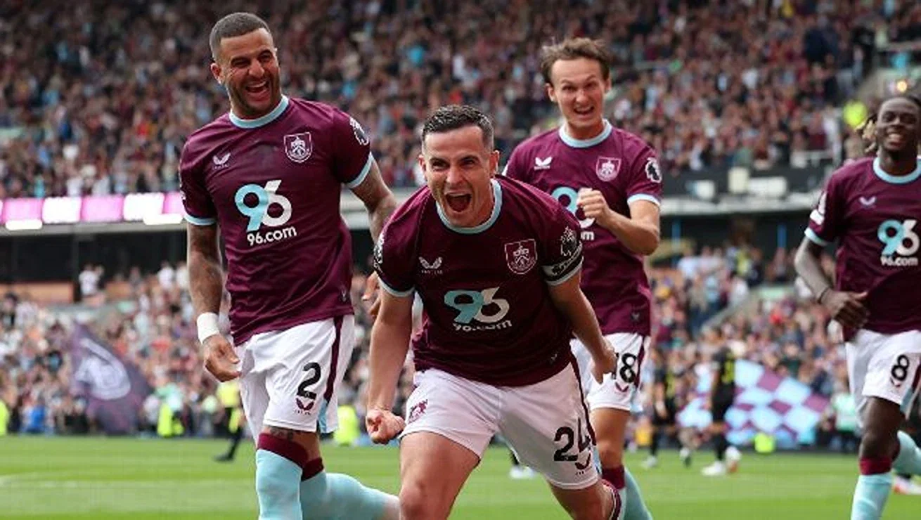 Burnley F.C. vs Sunderland A.F.C..v1